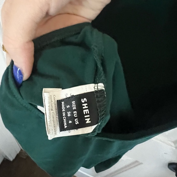 Backless top - Picture 3 of 3